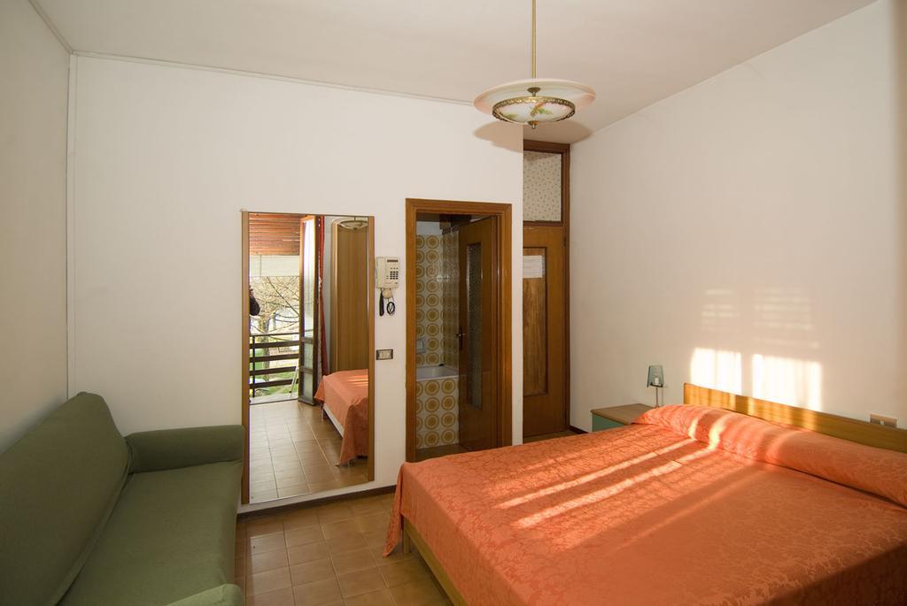 Camping Hotel Au Lac De Como Sorico Habitación foto